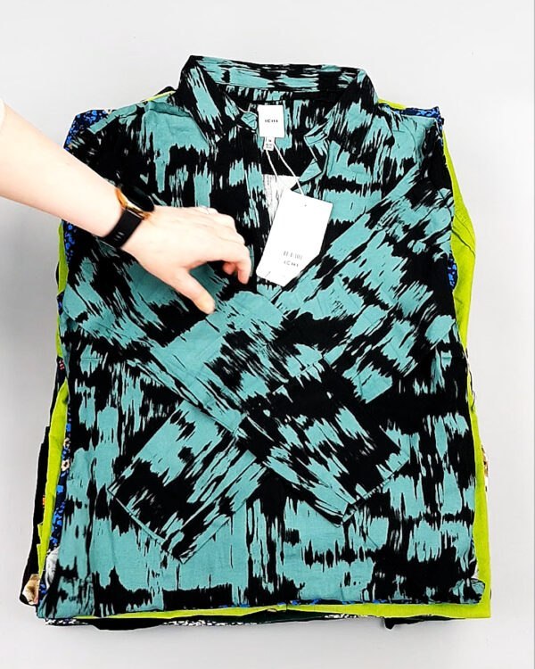 Фотография  951 - Блузки Bestseller+DK 035#5 кг, ЛОТ №8096 оптом в Магадане и Магаданской области