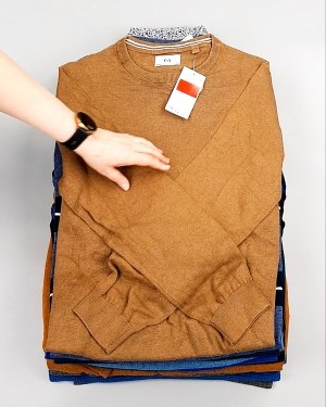 Купить Джемпера легкие мужские C&A 025#7 кг, ЛОТ №7876 оптом в Магадане и Магаданской области