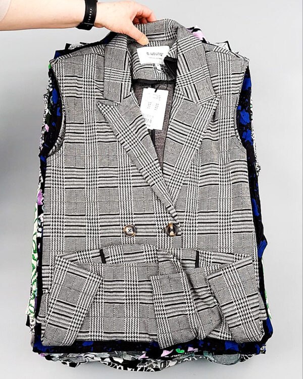 Фотография  524 - ICHI Summer mix 035#13 кг, ЛОТ №8090 оптом в Магадане и Магаданской области