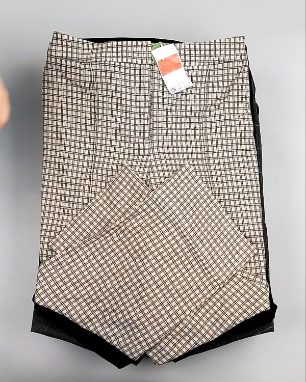 Фотография  206 - Брюки женские зима C&A 025#10 кг, ЛОТ №7908 оптом в Магадане и Магаданской области