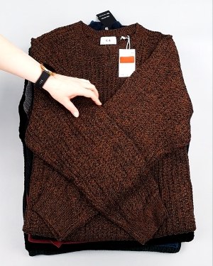 Фотография  760 - Джемпера мужские C&A 025#7 кг, ЛОТ №7887 оптом в Магадане и Магаданской области