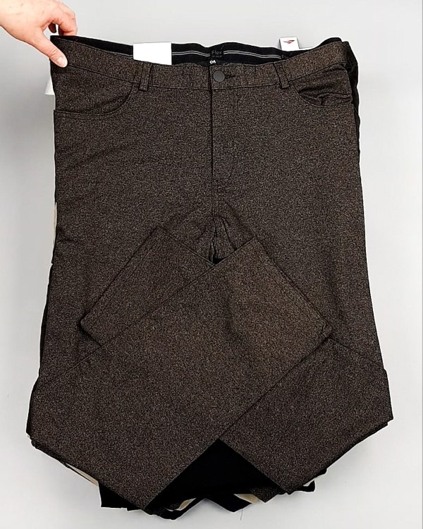 Фотография  537 - Брюки мужские зима C&A 025#10 кг, ЛОТ №7913 оптом в Магадане и Магаданской области