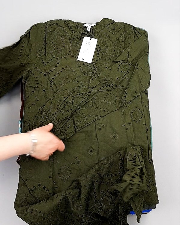 Фотография  566 - Платья Bestseller+DK Summer 035#5 кг, ЛОТ №8058 оптом в Магадане и Магаданской области