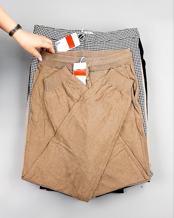 Фотография  419 - Брюки женские зима C&A 025#10 кг оптом в Магадане и Магаданской области