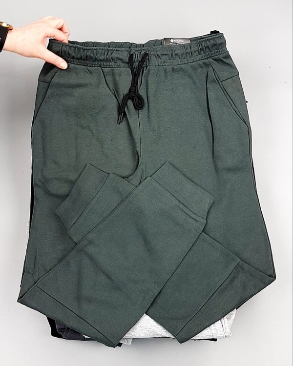 Фотография  155 - Штаны спортивные муж CAN 084#10 кг, ЛОТ №8073 оптом в Магадане и Магаданской области