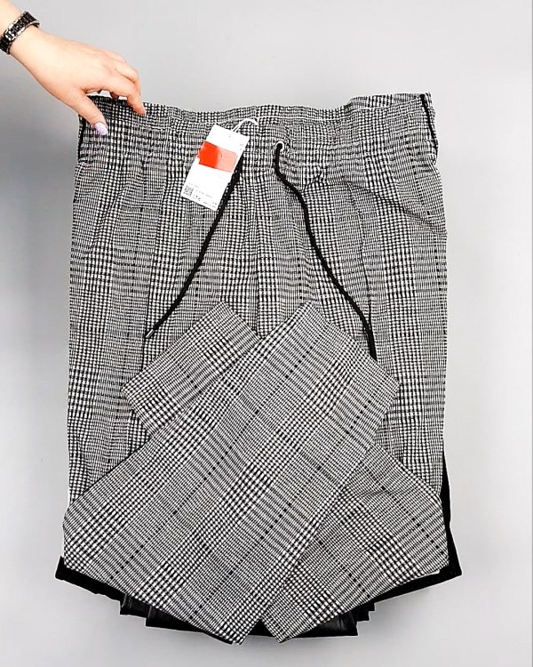 Фотография  512 - Брюки женские зима C&A 025#10 кг, ЛОТ №7910 оптом в Магадане и Магаданской области