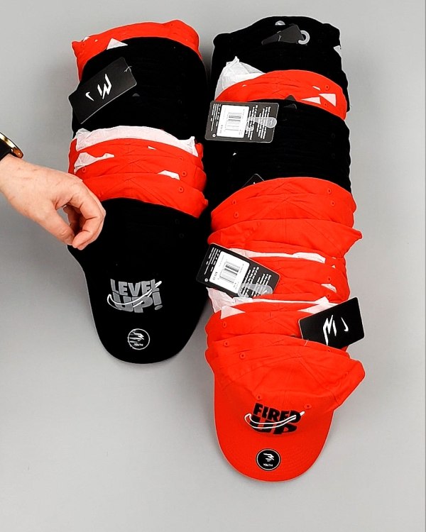 Фотография  375 - Кепки детские CAN 084#5 кг оптом в Магадане и Магаданской области