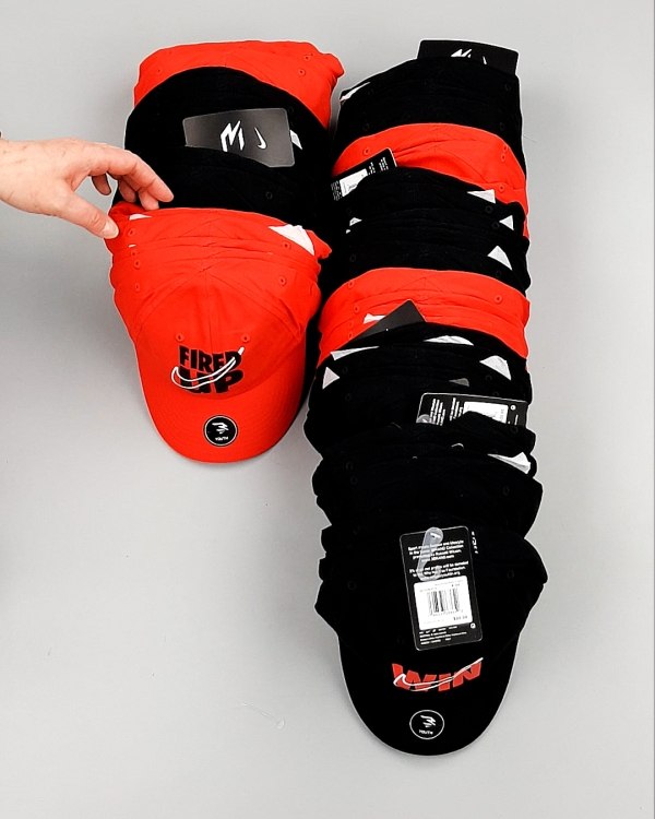 Фотография  875 - Кепки детские CAN 084#5 кг, ЛОТ №7964 оптом в Магадане и Магаданской области