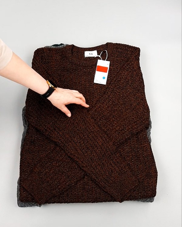 Фотография  924 - Джемпера мужские C&A 025#7 кг, ЛОТ №7889 оптом в Магадане и Магаданской области