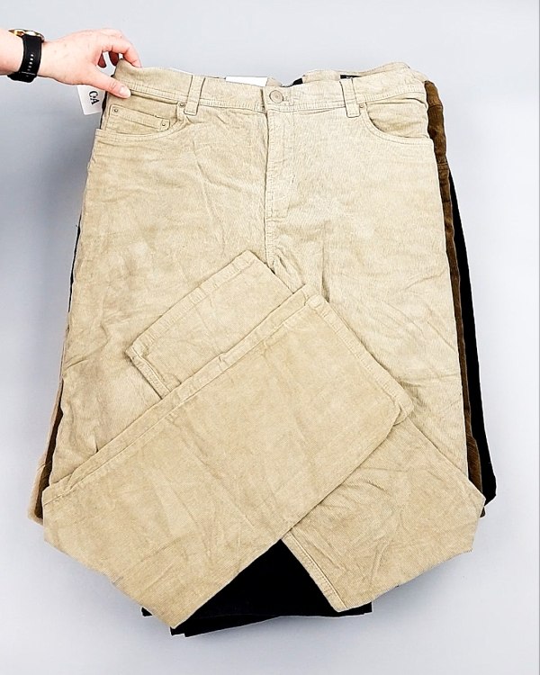 Фотография  655 - Брюки вельветовые м/ж C&A 025#10 кг, ЛОТ №8031 оптом в Магадане и Магаданской области