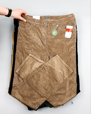 Фотография  966 - Брюки вельветовые м/ж C&A 025#10 кг, ЛОТ №7902 оптом в Магадане и Магаданской области