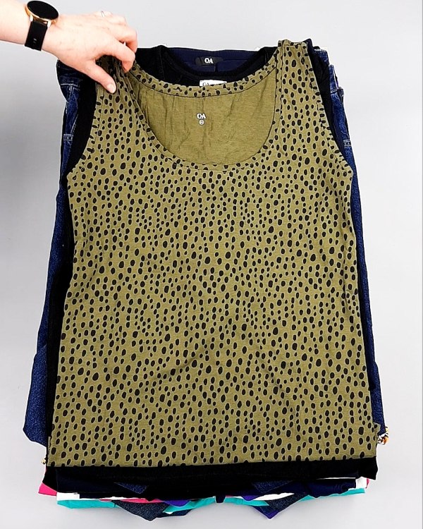 Фотография  437 - C&A Summer mix 022024#15 кг, ЛОТ №7916 оптом в Магадане и Магаданской области