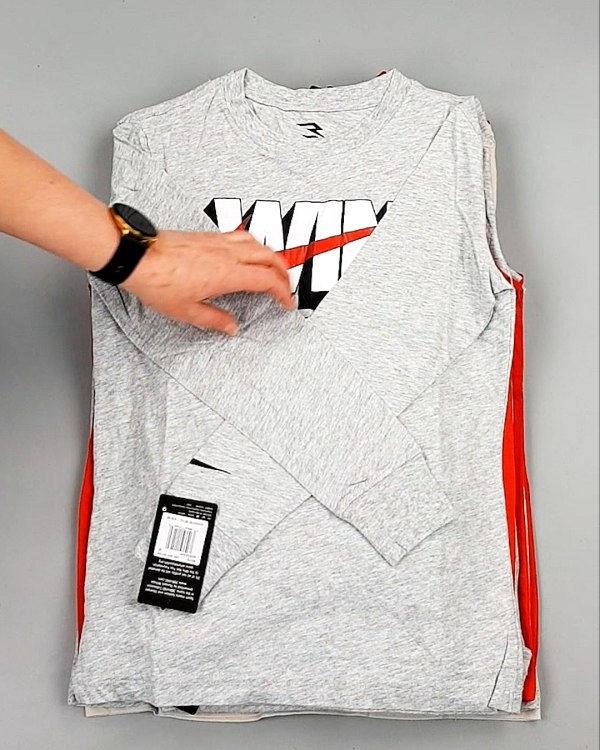 Фотография  570 - Тонковки детские NIKE CAN 084#5 кг, ЛОТ №7971 оптом в Магадане и Магаданской области