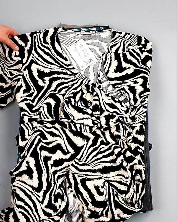 Фотография  311 - Платья Bestseller+DK Summer 035#5 кг, ЛОТ №8059 оптом в Магадане и Магаданской области