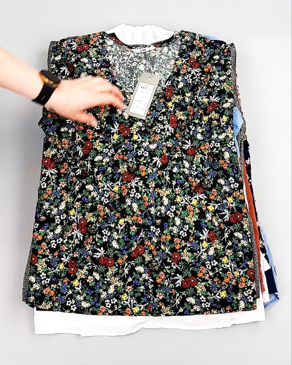 Фотография  499 - Блузки Bestseller 44#5 кг, ЛОТ №8026 оптом в Магадане и Магаданской области