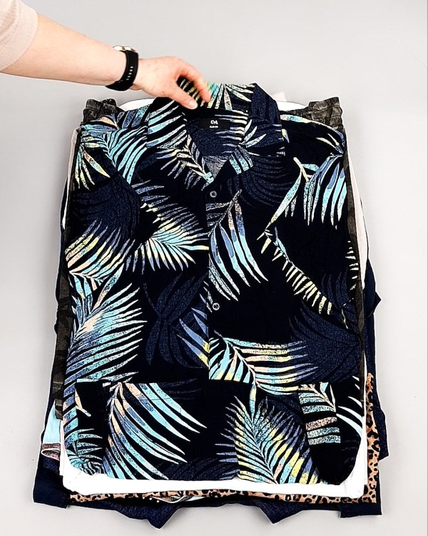 Фотография  752 - C&A Summer mix 022024#15 кг, ЛОТ №7919 оптом в Магадане и Магаданской области