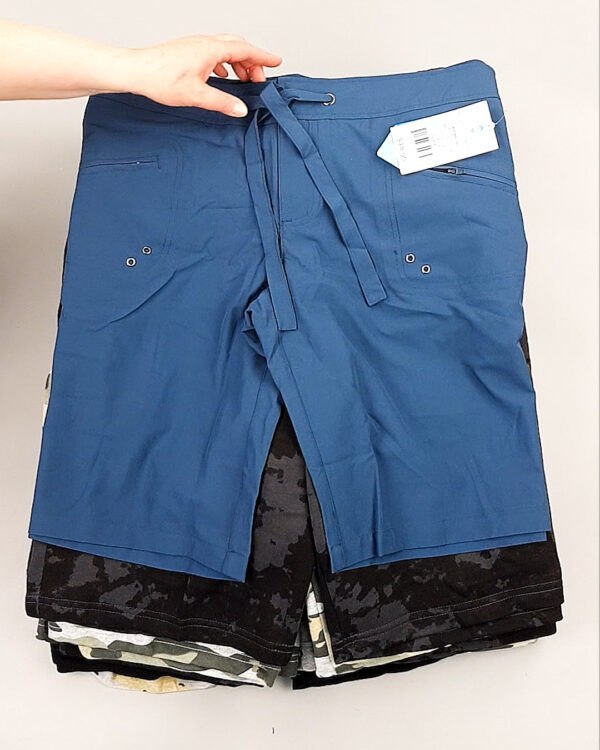 Фотография  407 - Шорты муж СТОК CAN#5 кг, ЛОТ №8316 оптом в Магадане и Магаданской области