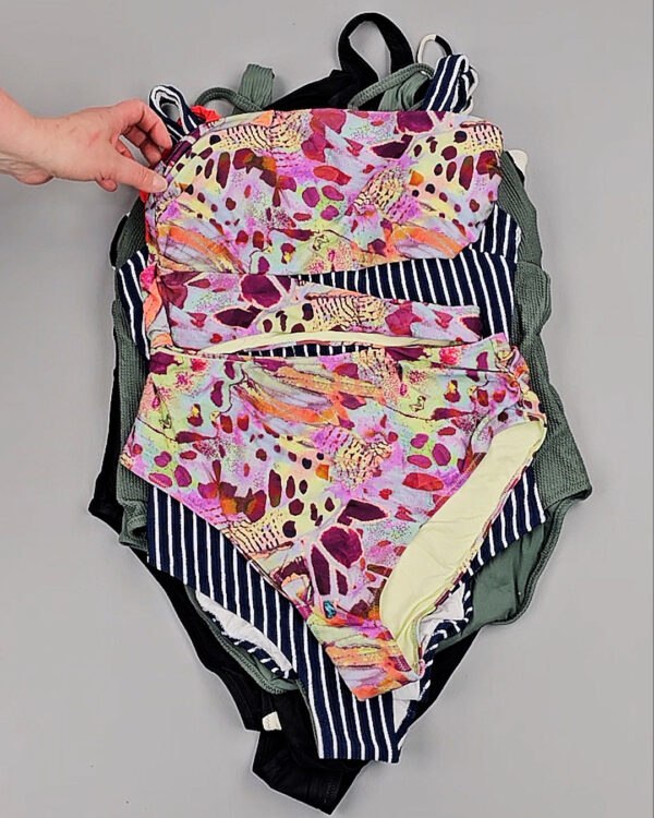 Фотография  717 - Купальники H&M#5 кг оптом в Магадане и Магаданской области