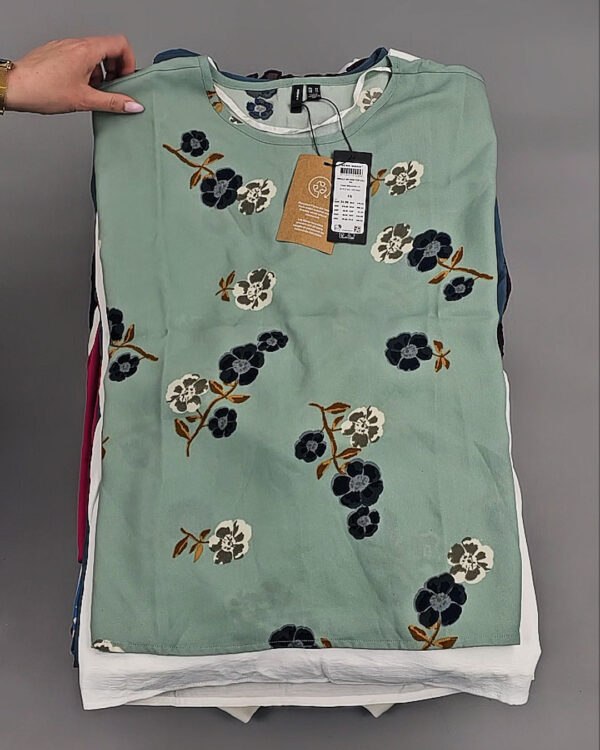 Фотография  371 - VERO MODA  Summer mix 045#13 кг, ЛОТ №8444 оптом в Магадане и Магаданской области