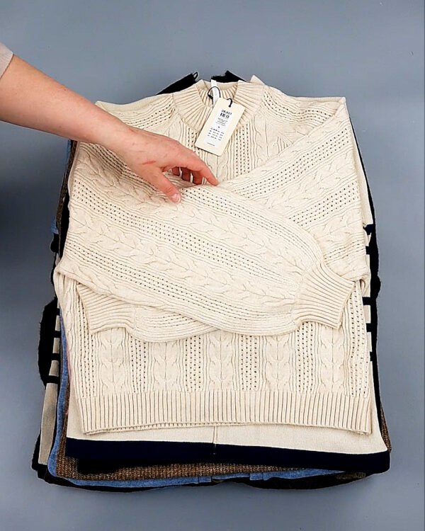 Фотография  883 - Джемпера Bestseller+DK 035#7 кг, ЛОТ №8258 оптом в Магадане и Магаданской области