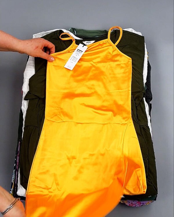 Фотография  728 - Платья Bestseller 44#5 кг оптом в Магадане и Магаданской области