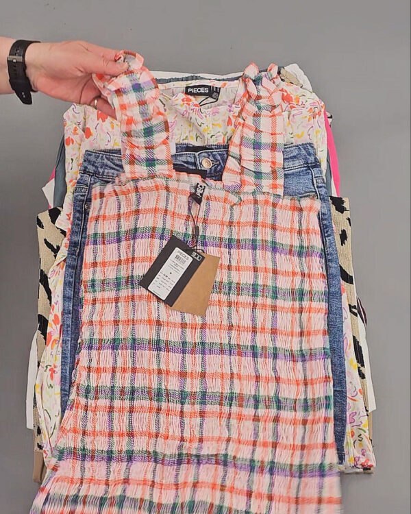 Фотография  529 - PIECES Summer mix 045#15 кг, ЛОТ №8419 оптом в Магадане и Магаданской области