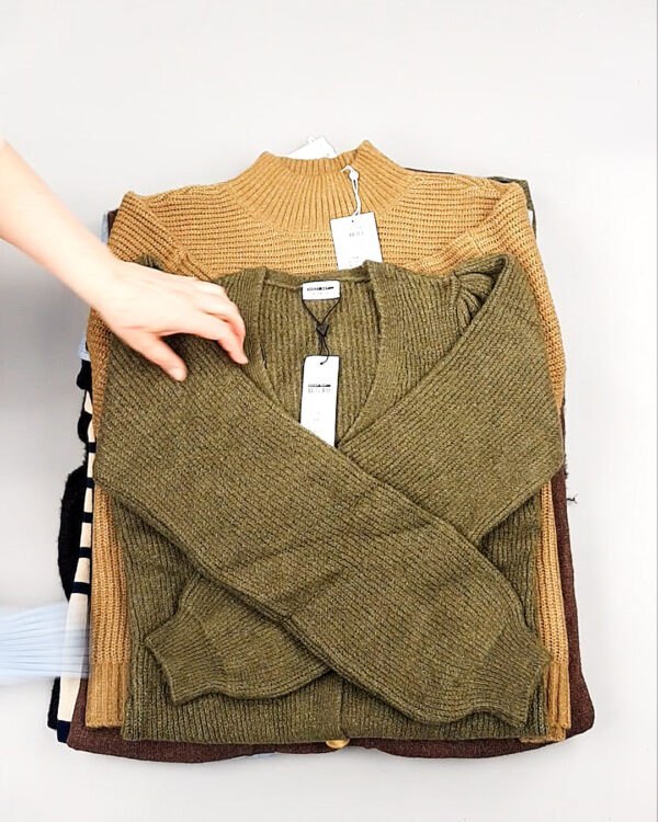 Фотография  412 - Джемпера Bestseller+DK 035#7 кг, ЛОТ №8258 оптом в Магадане и Магаданской области