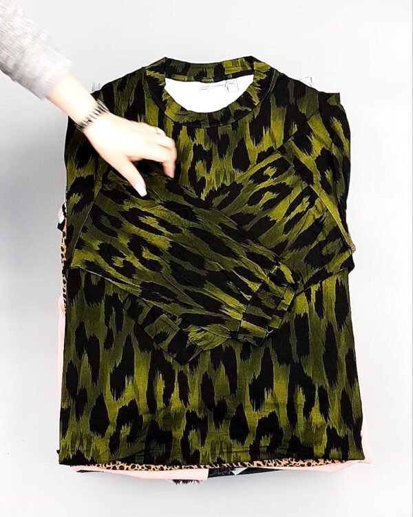 Фотография  750 - Bestseller+DK Summer mix 035#15 кг, ЛОТ №8233 оптом в Магадане и Магаданской области