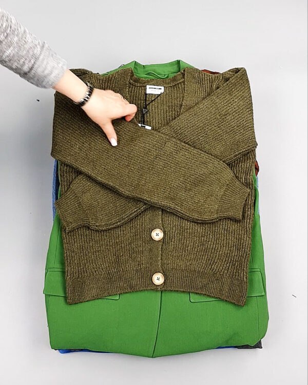 Фотография  307 - Bestseller+DK Summer mix 035#15 кг, ЛОТ №8234 оптом в Магадане и Магаданской области