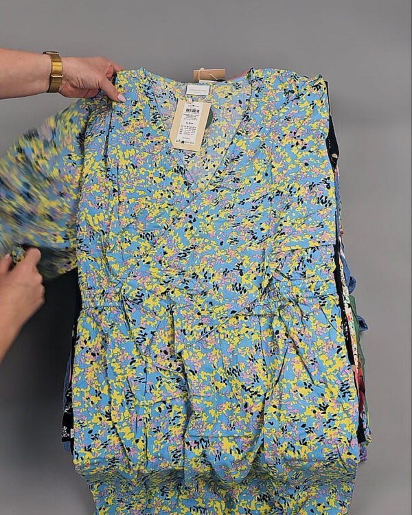 Фотография  603 - MAMA LICIOUS Summer 045 mix#16 кг, ЛОТ №8443 оптом в Магадане и Магаданской области