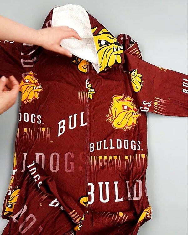 Фотография  532 - Пижамы СТОК CAN 084#10 кг, ЛОТ №8328 оптом в Магадане и Магаданской области