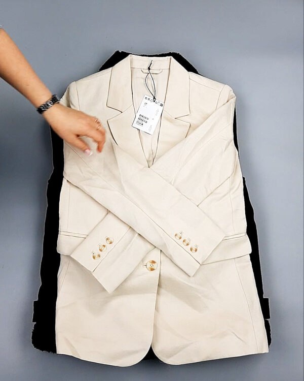 Фотография  668 - OTHER STORIES mix 06 B 035#15 кг, ЛОТ №8191 оптом в Магадане и Магаданской области