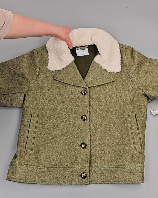 Фотография  896 - CANADA mix 084#50 кг, ЛОТ №8336 оптом в Магадане и Магаданской области