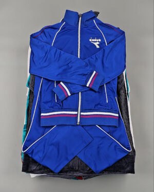 Купить Спортивные костюмы  AD83#10 шт, ЛОТ №8642 оптом в Магадане и Магаданской области