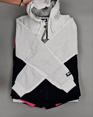 Фотография  685 - Спортивные костюмы  AD83#4 шт, ЛОТ №8637 оптом в Магадане и Магаданской области