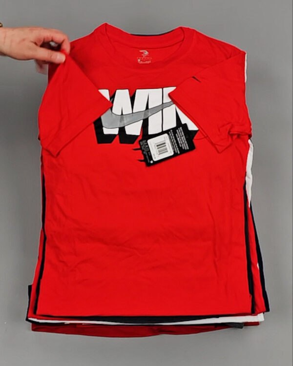 Фотография  651 - KIDS NIKE CAN 084#5 кг, ЛОТ №8502 оптом в Магадане и Магаданской области