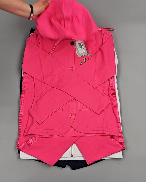 Фотография  953 - Спортивные костюмы  AD83#4 шт, ЛОТ №8637 оптом в Магадане и Магаданской области