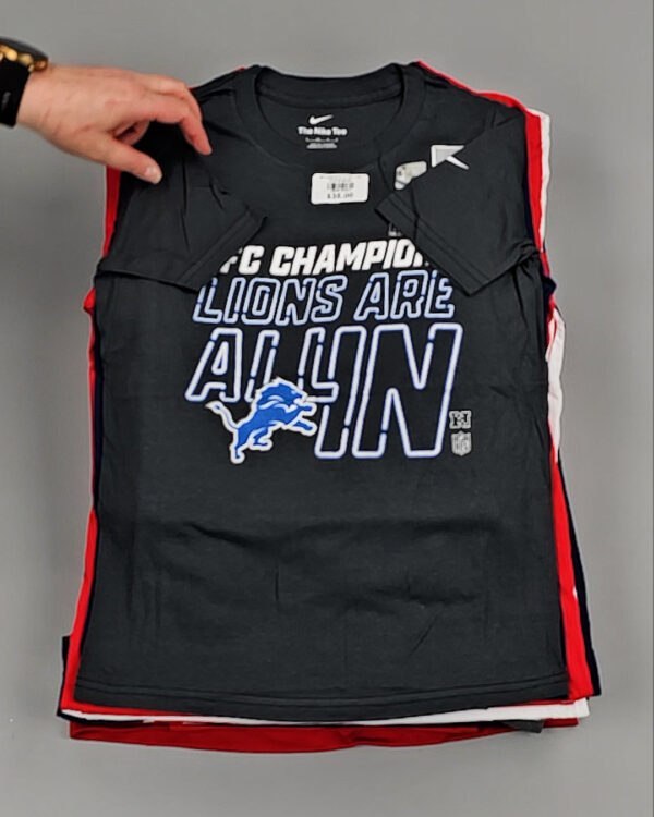 Фотография  746 - KIDS NIKE CAN 084#5 кг, ЛОТ №8502 оптом в Магадане и Магаданской области