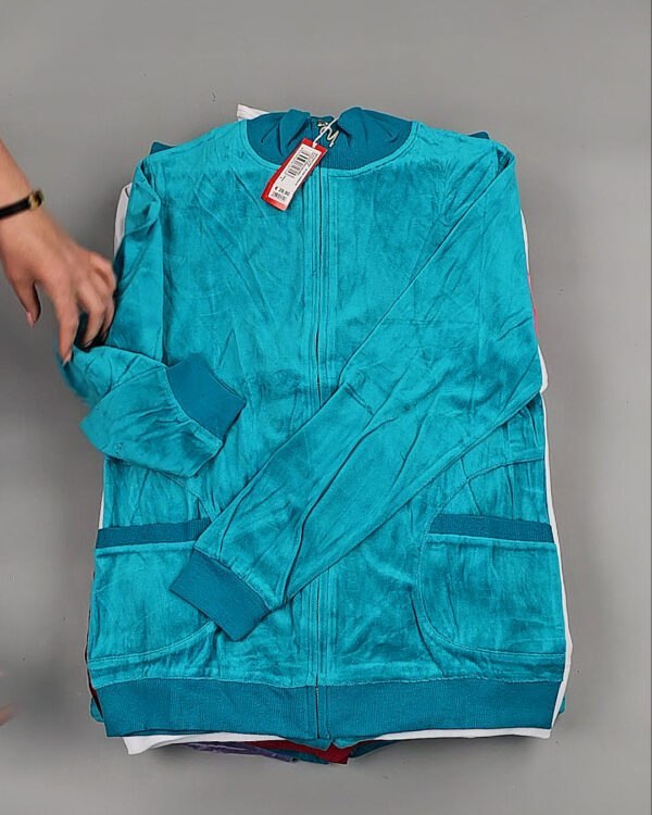 Фотография  273 - Спортивные костюмы  AD83#10 шт, ЛОТ №8642 оптом в Магадане и Магаданской области