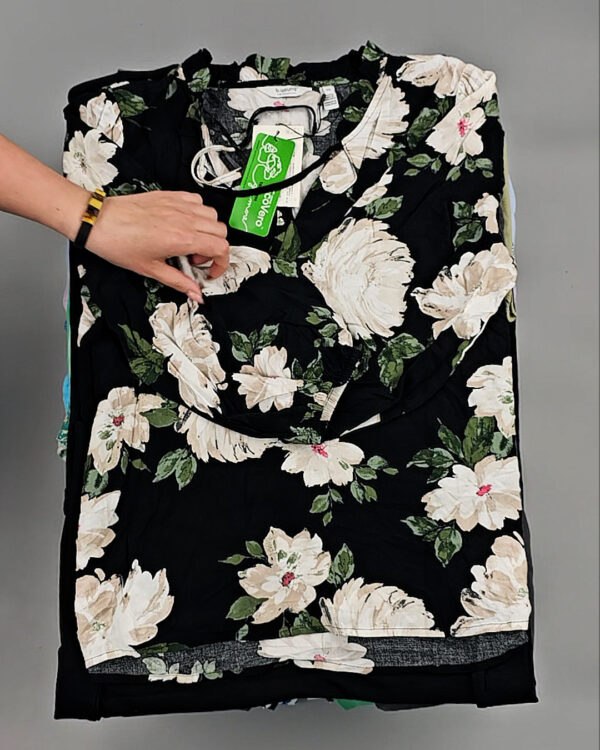 Фотография  430 - B.YOUNG Summer mix 045#15 кг, ЛОТ №8567 оптом в Магадане и Магаданской области