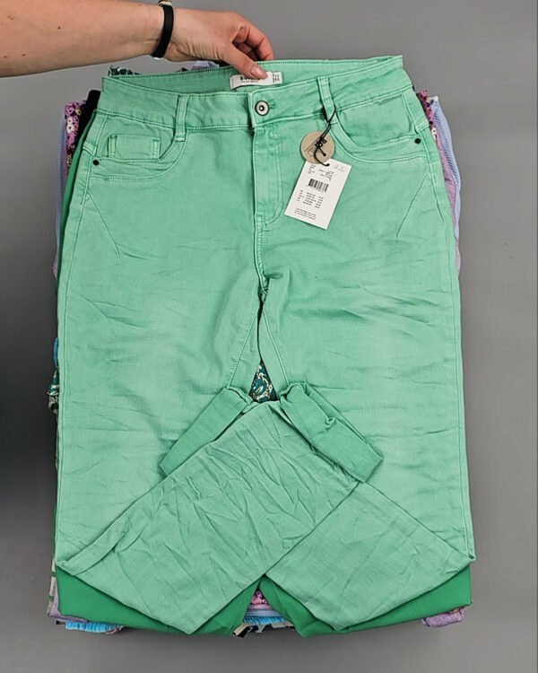 Фотография  126 - B.YOUNG Summer mix 045#15 кг, ЛОТ №8567 оптом в Магадане и Магаданской области