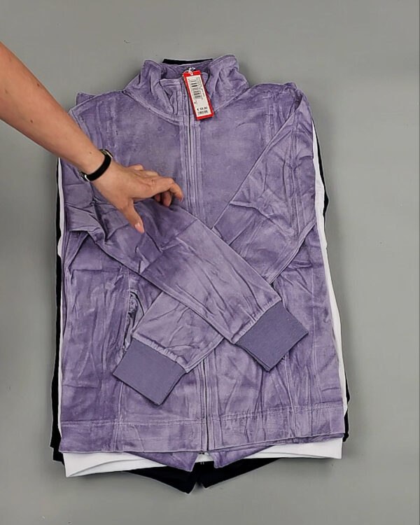 Фотография  129 - Спортивные костюмы  AD83#10 шт, ЛОТ №8638 оптом в Магадане и Магаданской области