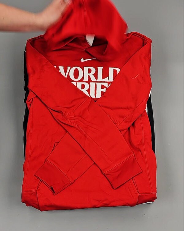 Фотография  733 - KIDS NIKE CAN 084#5 кг, ЛОТ №8477 оптом в Магадане и Магаданской области