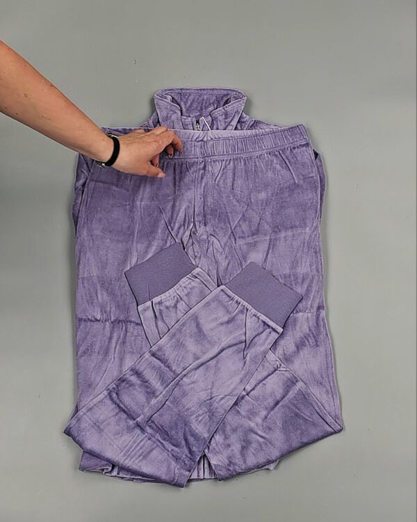 Фотография  126 - Спортивные костюмы  AD83#10 шт, ЛОТ №8642 оптом в Магадане и Магаданской области