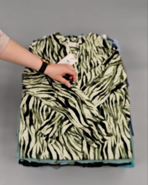 Фотография  774 - ONLY Summer mix 045#15 кг, ЛОТ №8514 оптом в Магадане и Магаданской области