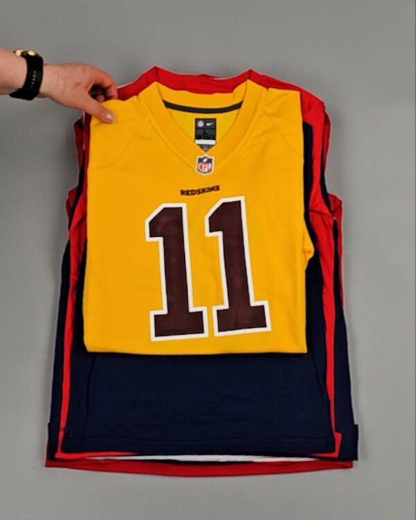 Фотография  699 - KIDS NIKE CAN 084#5 кг, ЛОТ №8504 оптом в Магадане и Магаданской области