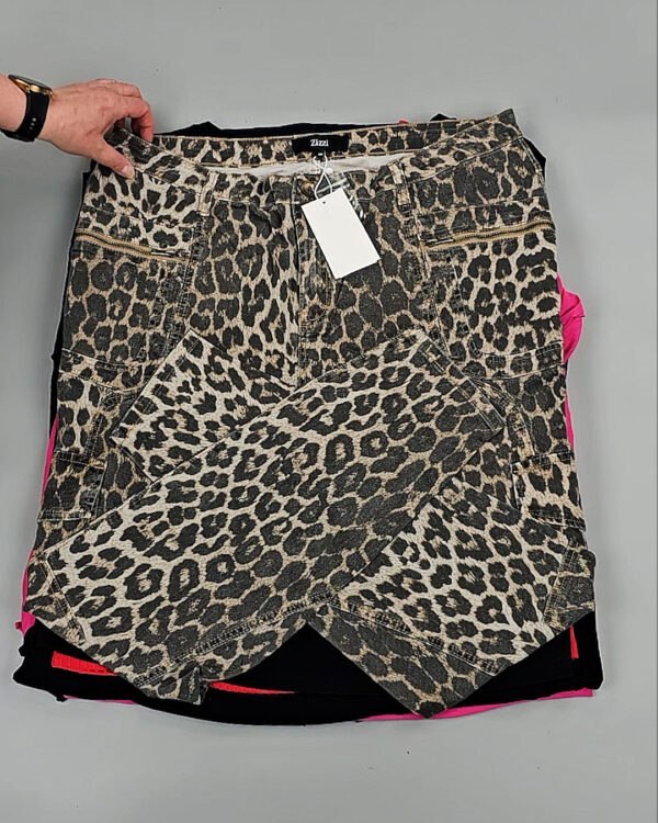 Фотография  986 - ZIZZI XXL 045#30 шт, ЛОТ №8724 оптом в Магадане и Магаданской области