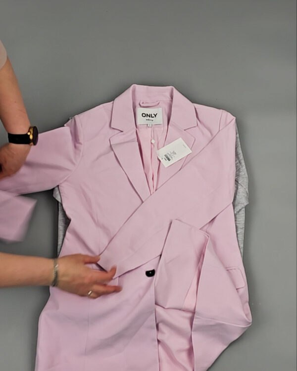 Фотография  206 - ONLY Summer mix 045#15 кг, ЛОТ №8516 оптом в Магадане и Магаданской области