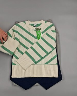 Фотография  849 - B.YOUNG Summer mix 045#15 кг, ЛОТ №8569 оптом в Магадане и Магаданской области