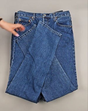 Фотография  568 - Джинсы LEVIS муж #6,2 кг, ЛОТ №8758 оптом в Магадане и Магаданской области